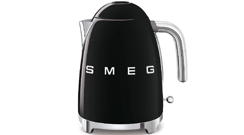 Bình đun siêu tốc Smeg 1.7 lít KLF03BLEU (535.43.670)