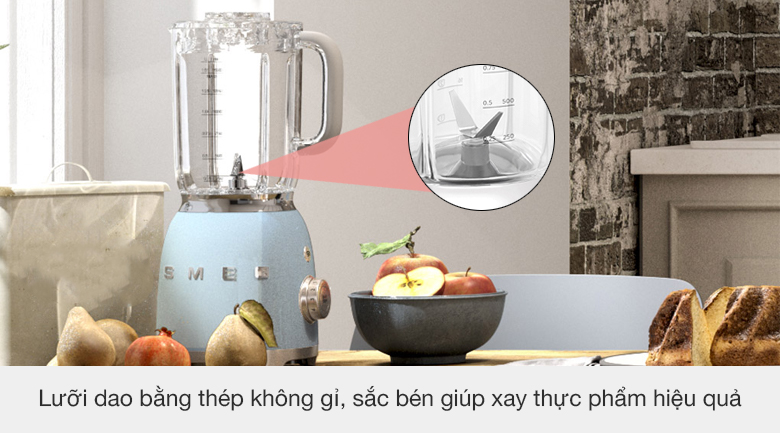 Máy xay sinh tố Smeg BLF01PBEU (535.43.638) - Lưỡi dao 4 cánh bằng thép không gỉ