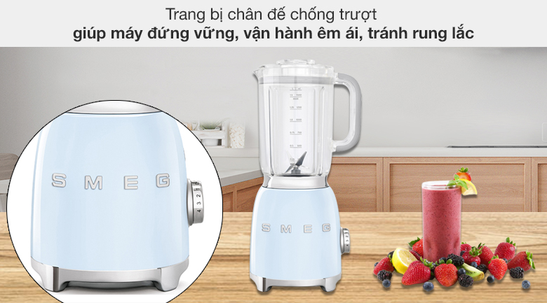 Máy xay sinh tố Smeg BLF01PBEU (535.43.638) - Chân đế chống trượt